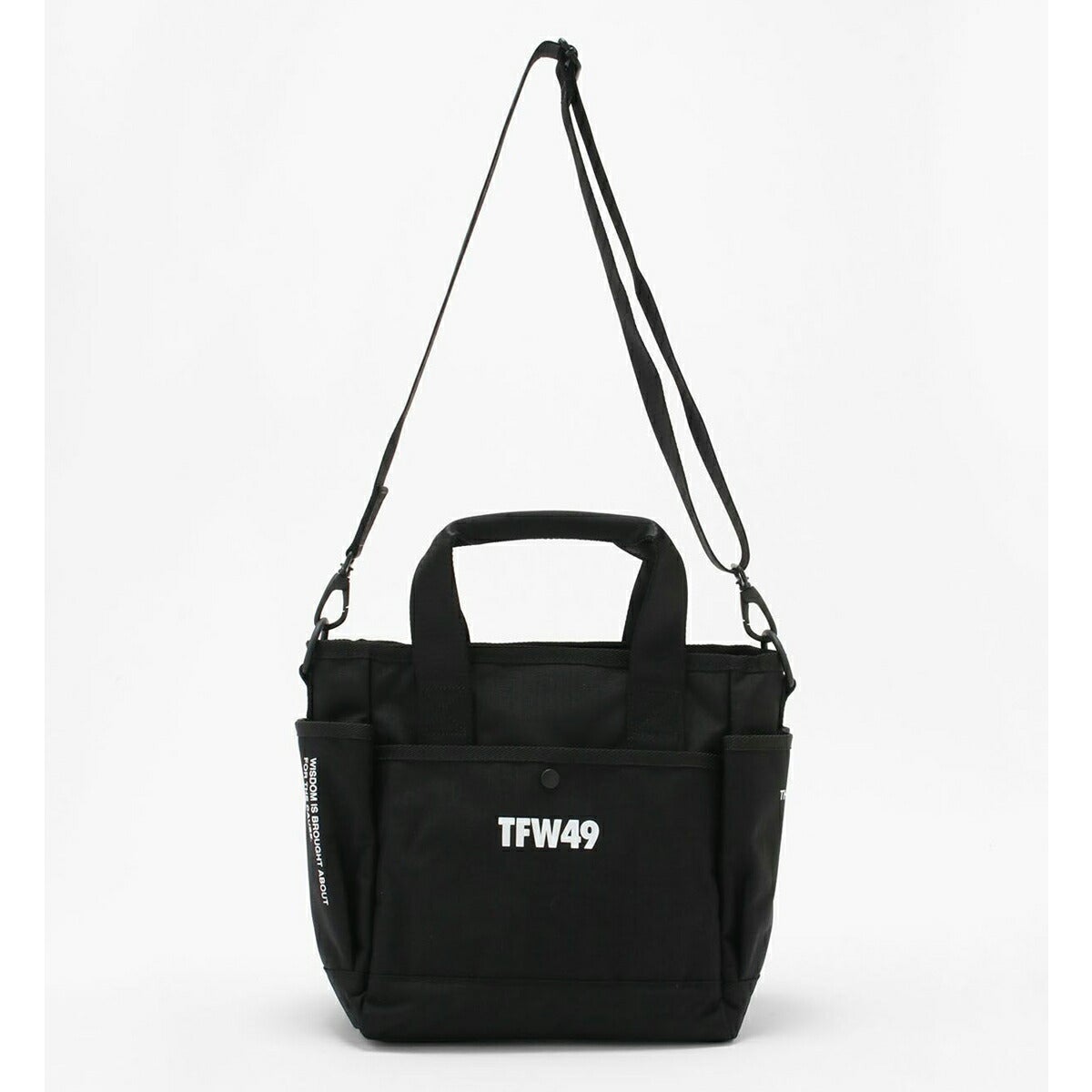 ★12月限定★【全品対象！エントリーでポイント3倍！】TFW492025年秋冬モデルユニセックスNYLONTOTEBAGSMALミニトートバッグT132510020カートバッグラウンドバッグ【25】