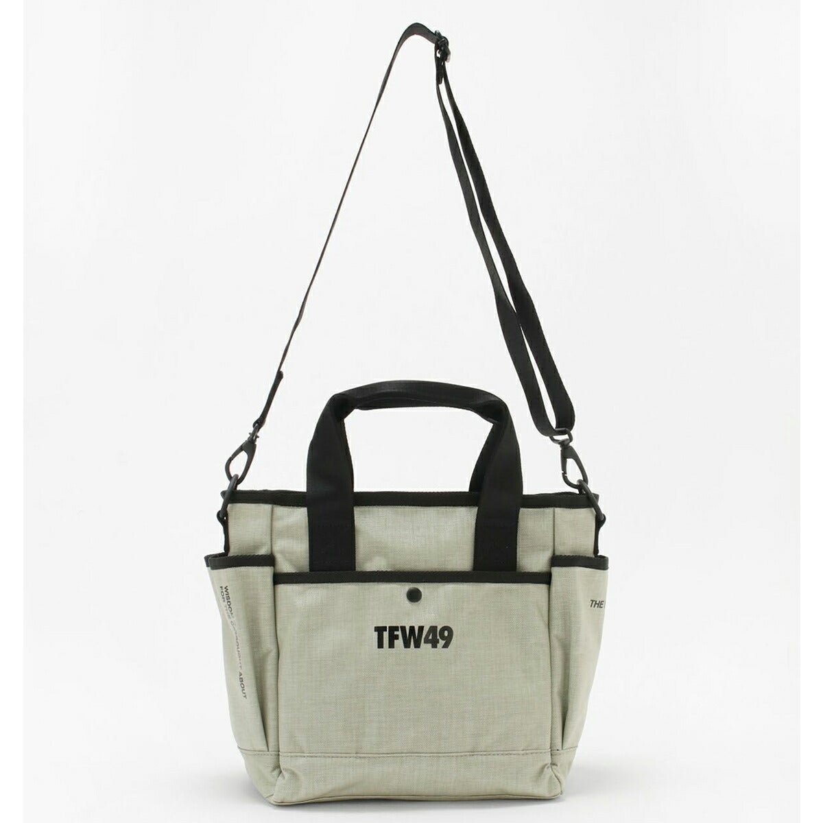 ★12月限定★【全品対象！エントリーでポイント3倍！】TFW492025年秋冬モデルユニセックスNYLONTOTEBAGSMALミニトートバッグT132510020カートバッグラウンドバッグ【25】