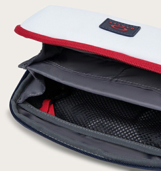 オークリー2025年秋冬モデルメンズOAKLEYGOLFPOUCH18.0FWポーチFOS902169’【25】