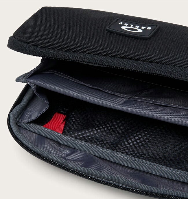 オークリー2025年秋冬モデルメンズOAKLEYGOLFPOUCH18.0FWポーチFOS902169’【25】