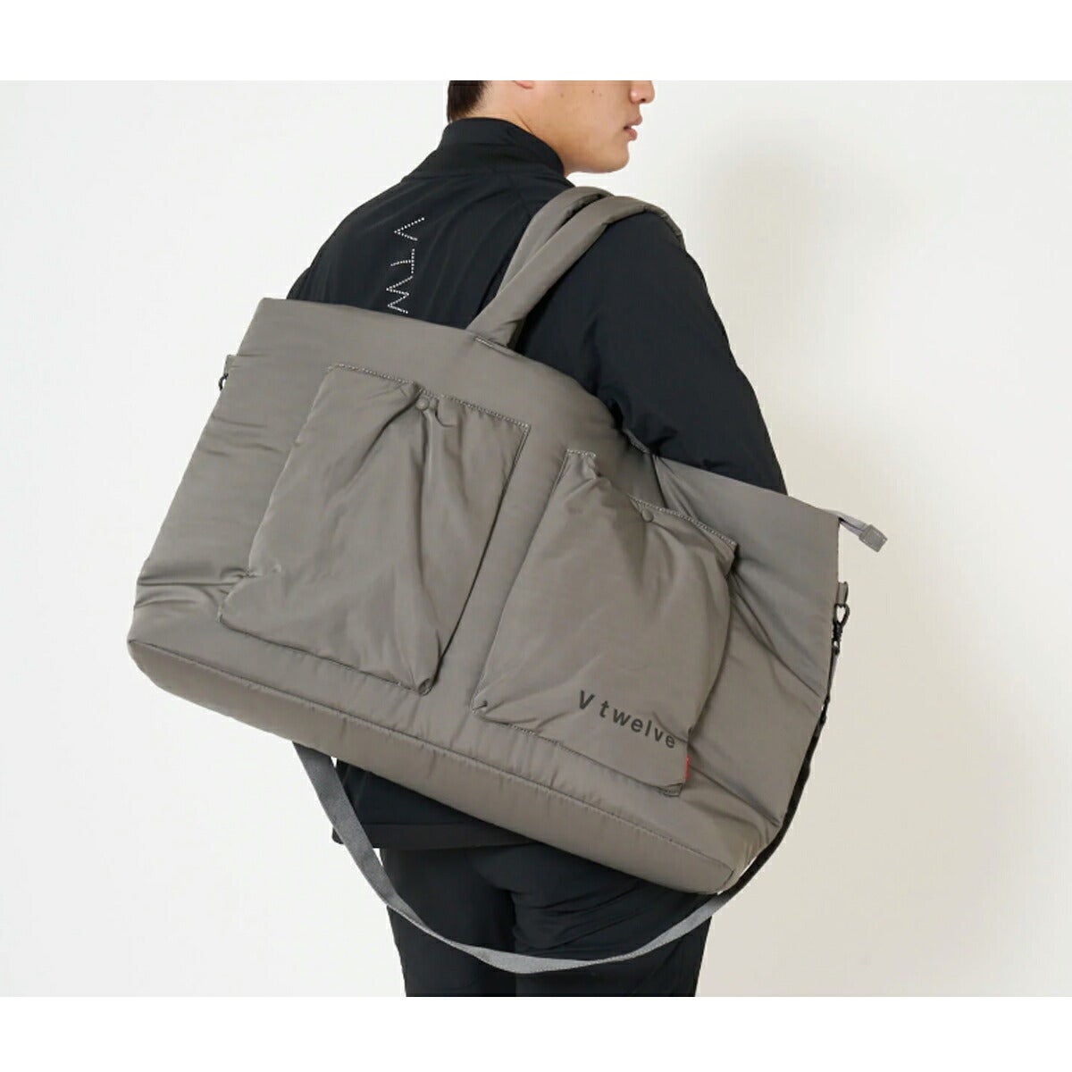 V122026年秋冬モデルユニセックスKNOTBIGTOTEトートバッグV122620-BG03【26FW】